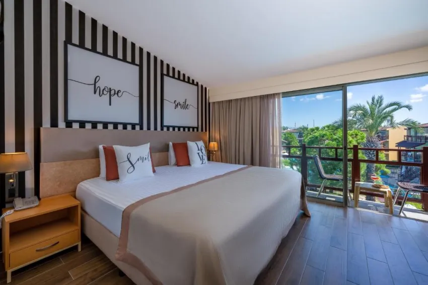 SELECTUM FAMILY RESORT SIDE  5*-7