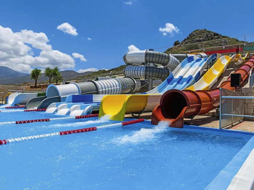 Grand Hotel Holiday Resort 4*-11