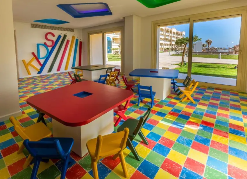 PICKALBATROS WHITE BEACH RESORT  5*-1