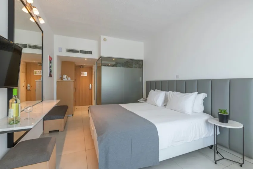 Napa Mermaid Hotel & Suites 4*-25