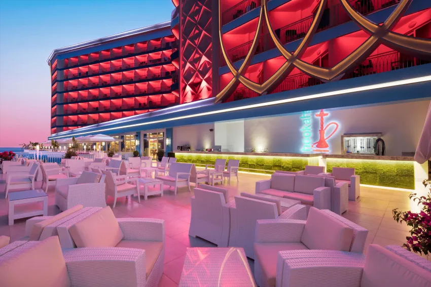 Granada Luxury Beach 5*-130