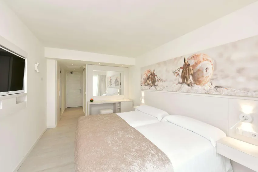 Iberostar Waves Cristina 4*-21