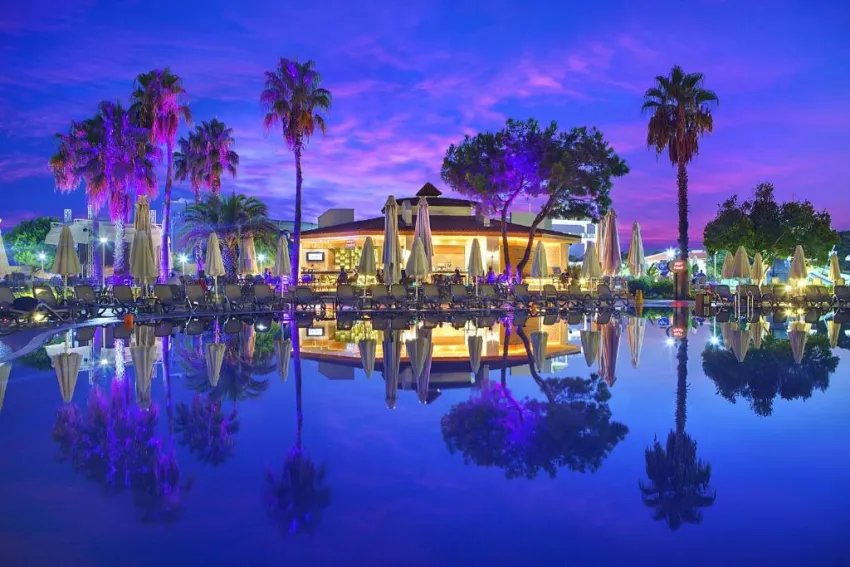 BELLIS DELUXE HOTEL  5*-4
