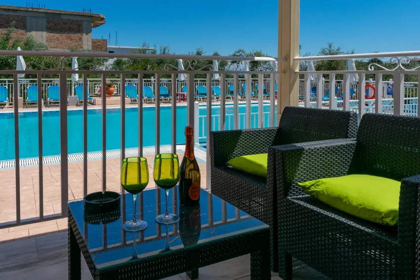 Zante Pantheon 4*-10