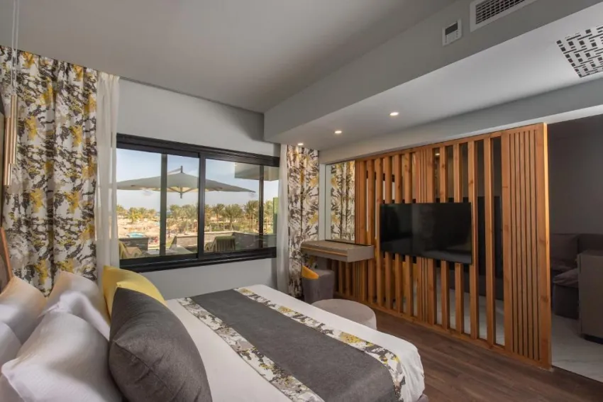 LONG BEACH RESORT  4*-53