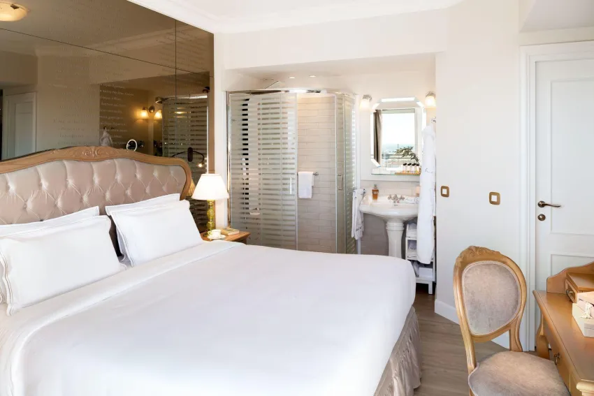 Legacy Gastro Suites 5*-6