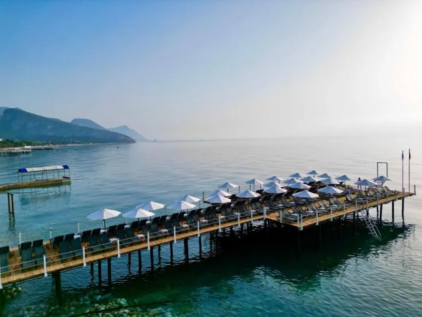 TRANSATLANTIK BEACH HOTEL  5*-8