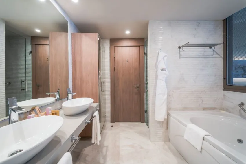 CONCORDE LUXURY RESORT & CASINO & CONVENTION & SPA  5*-32