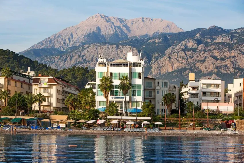 Viking Beach Hotel 4*-1