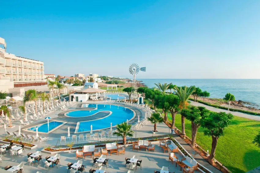 Pernera Beach 4*-3