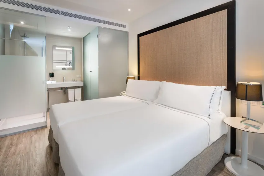 Melia South Beach 4*-6