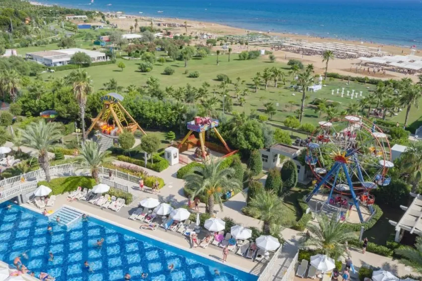 ROYAL ALHAMBRA PALACE  5*-8