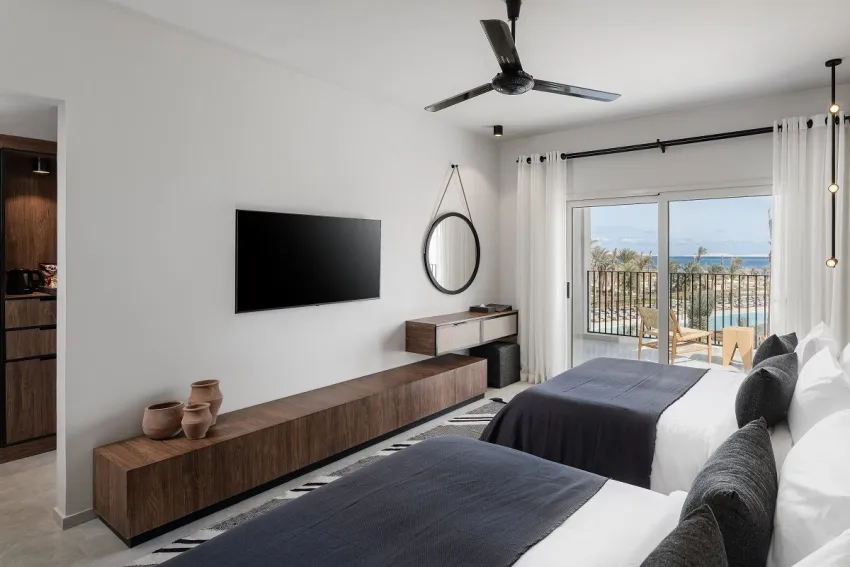 SERRY BEACH RESORT  5*-7