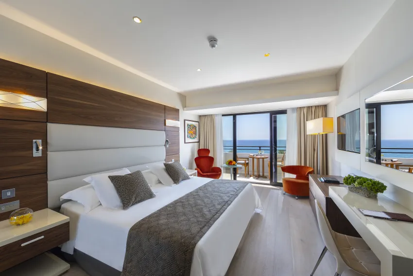 Amathus Beach Hotel Limassol 5*-6