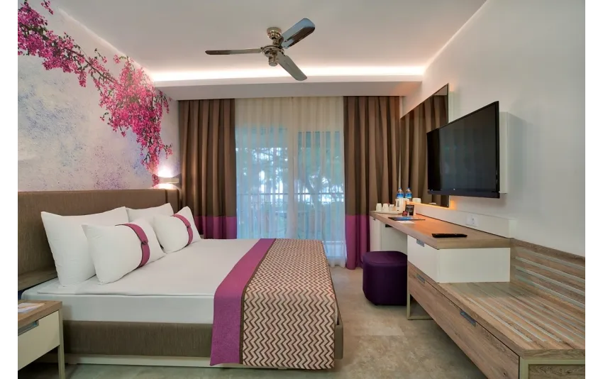 Pirates Beach Club 5*-3