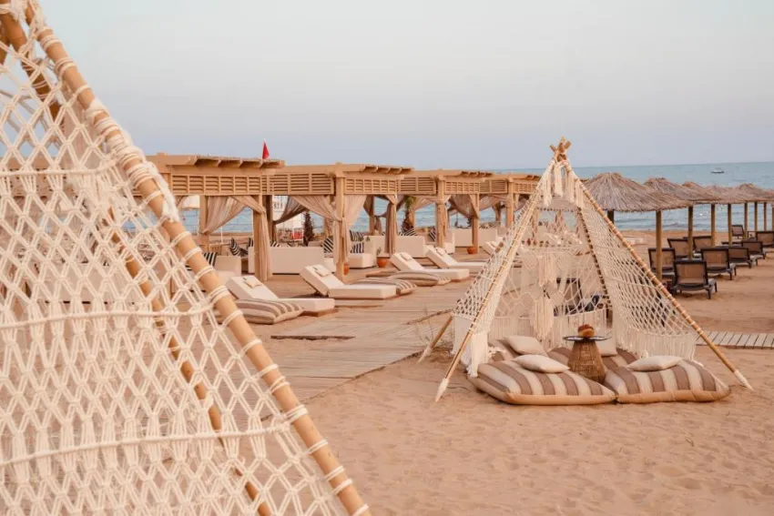 LIU RESORTS  5*-4