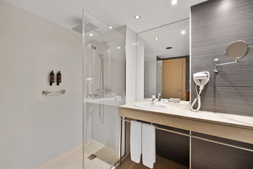 Fontanellas Playa Aparthotel 4*-233