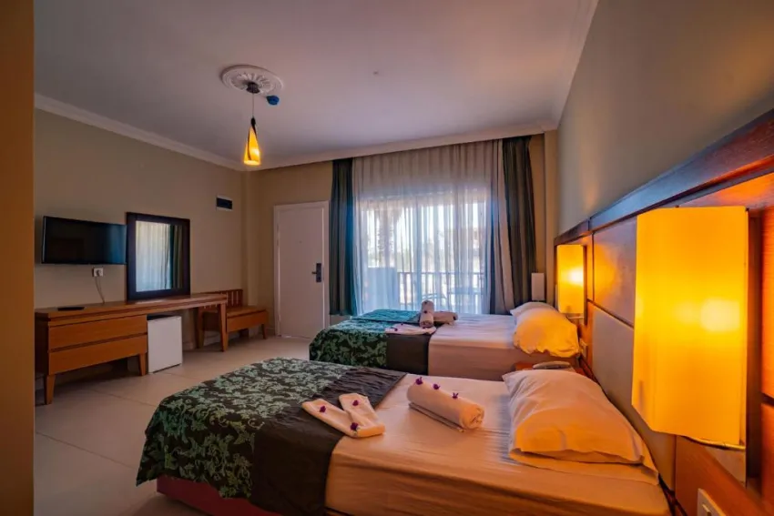 PRENSES SEALINE BEACH HOTEL  4*-35