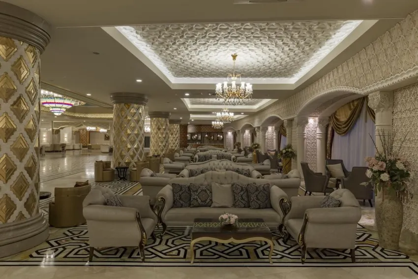 Royal Alhambra Palace 5*-17