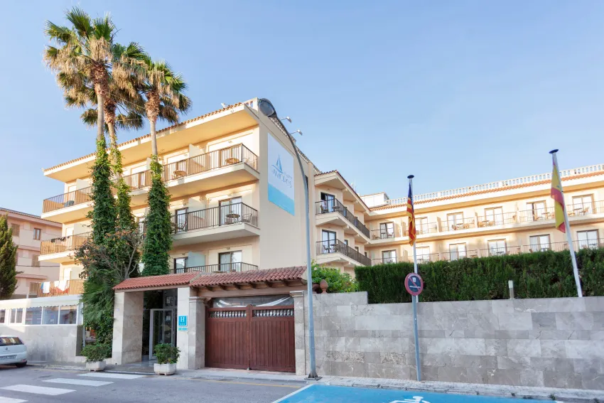 Amoros Hotel 3*-2