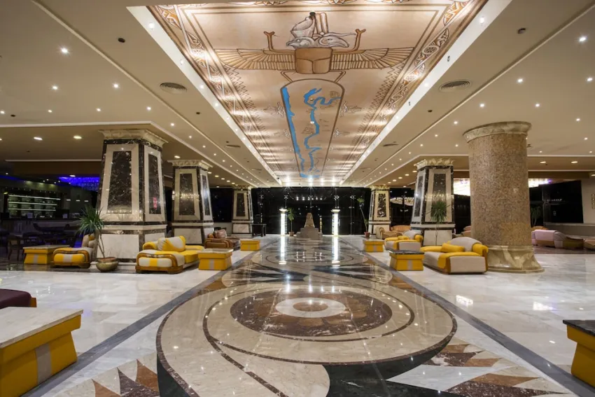 Amc Royal Hotel & Spa 5*-4