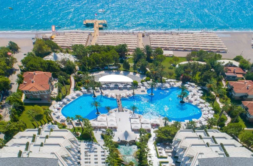 RAI PREMIUM TEKIROVA (EX. QUEENS PARK)  5*-10