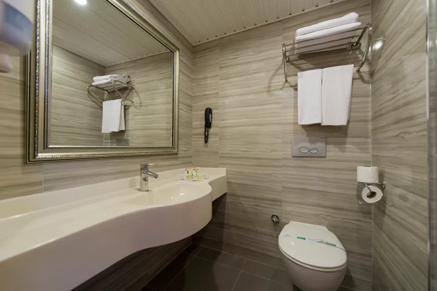 Q AVENTURA PARK HOTEL  5*-8