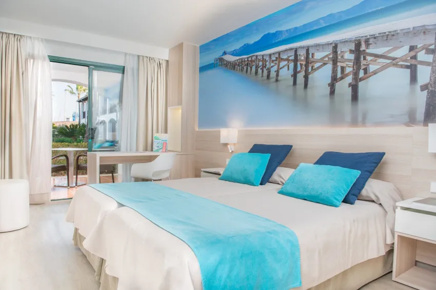 Botel Alcudiamar -11