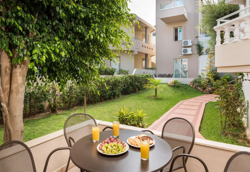 Elotis Suites 3*-44