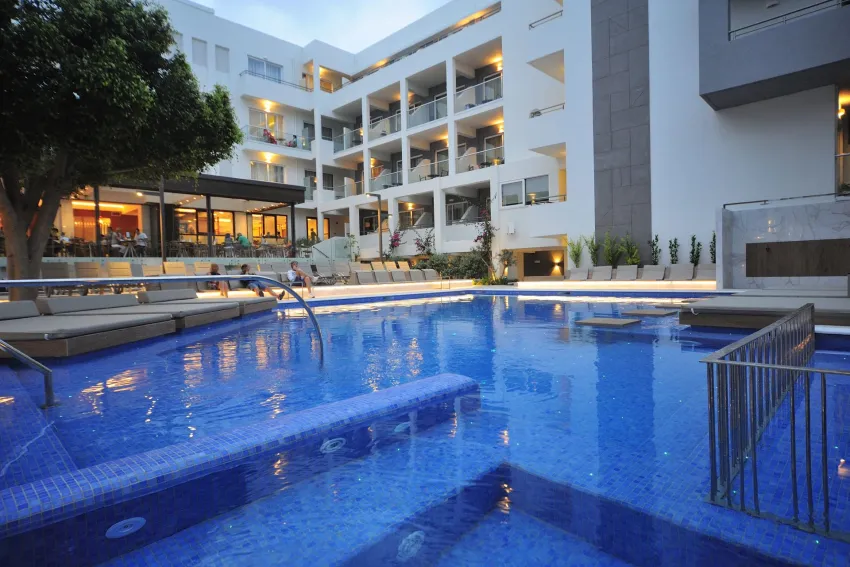 Atrium Ambiance Hotel 4*-22