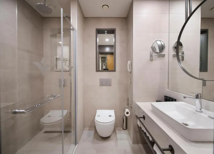 MIRAMARE BEACH HOTEL  5*-64