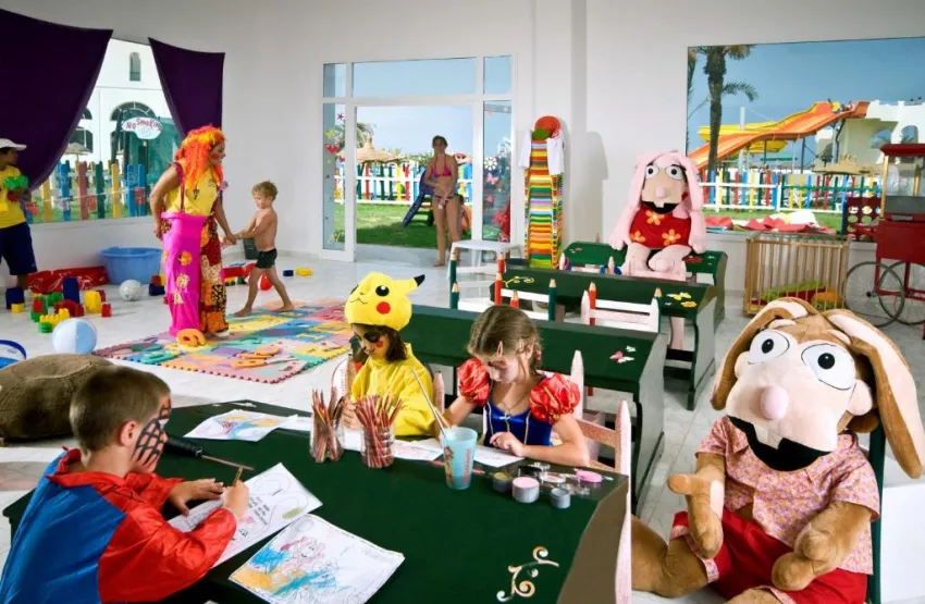 LE SOLEIL BELLA VISTA  4*-9