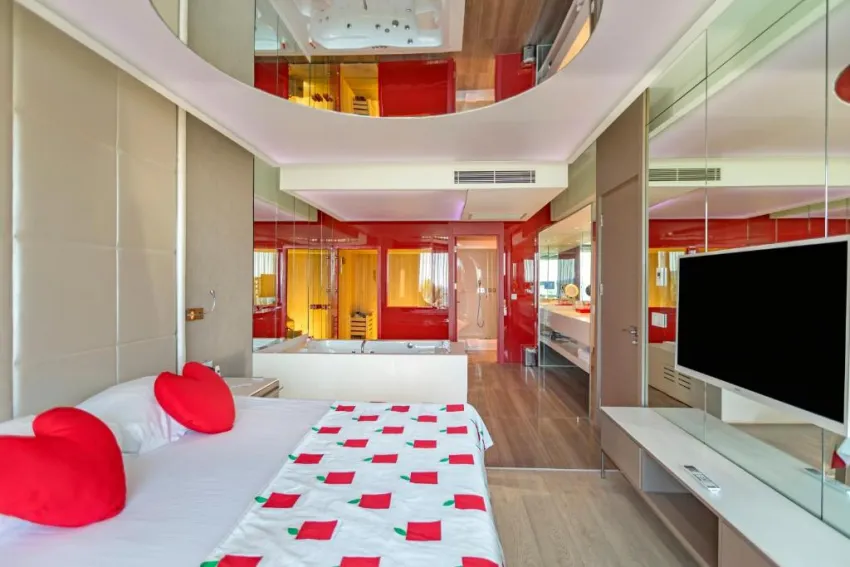 ADAM & EVE (ADULTS ONLY 16+)  5*-16