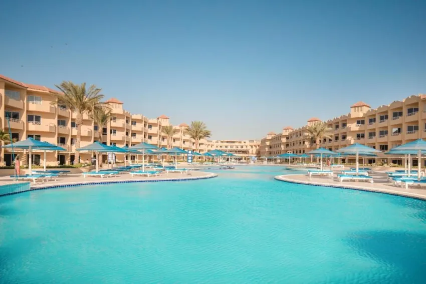 AMWAJ BEACH CLUB ABU SOMA  4*-16