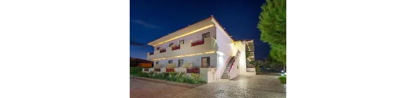 Canadian Hotel 3*-52