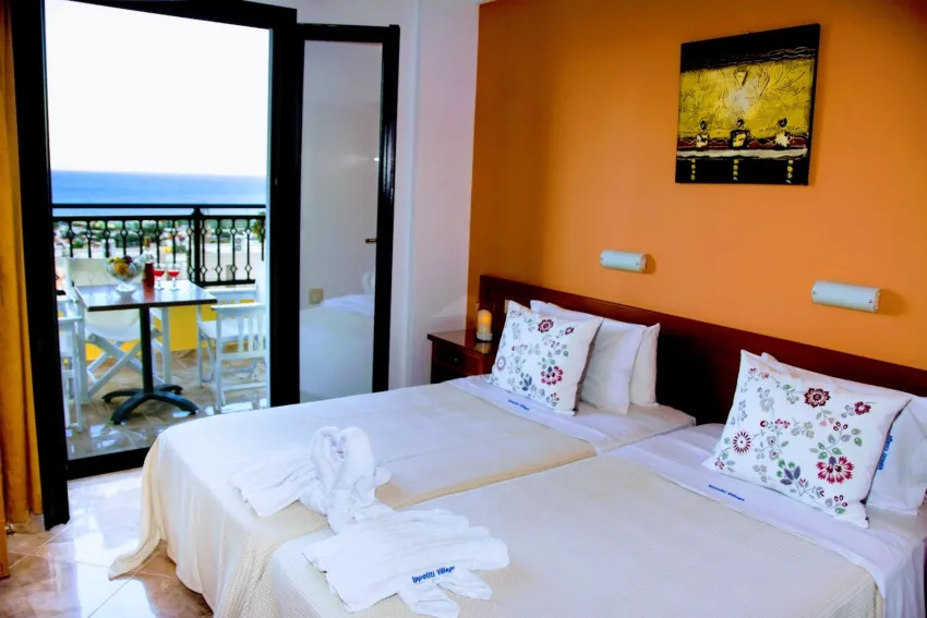 Ippoliti Village 3*-7