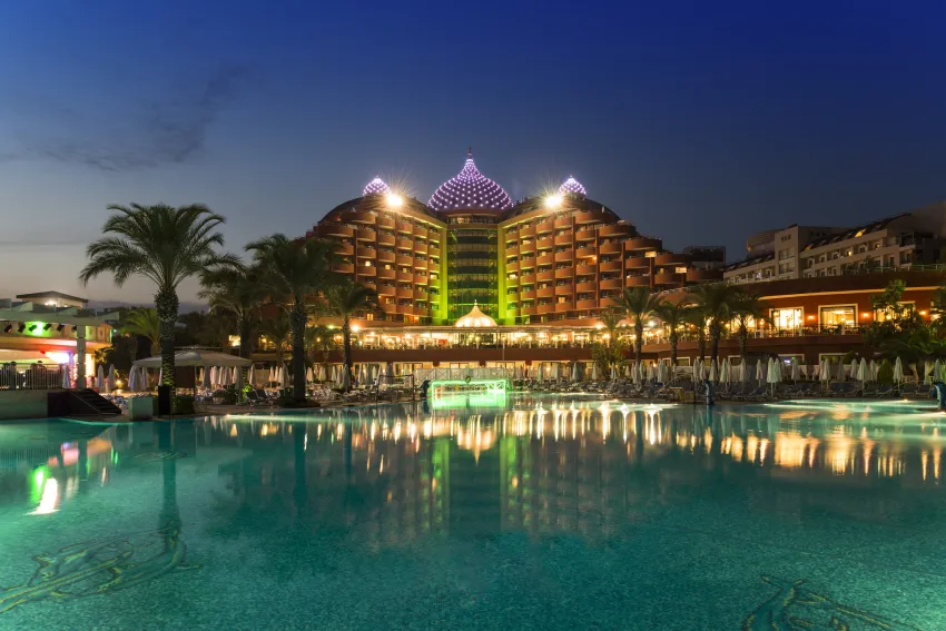 Delphin Palace 5*-6