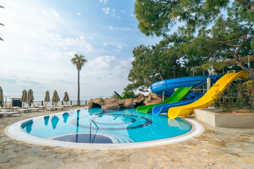 Pirates Beach Club 5*-8