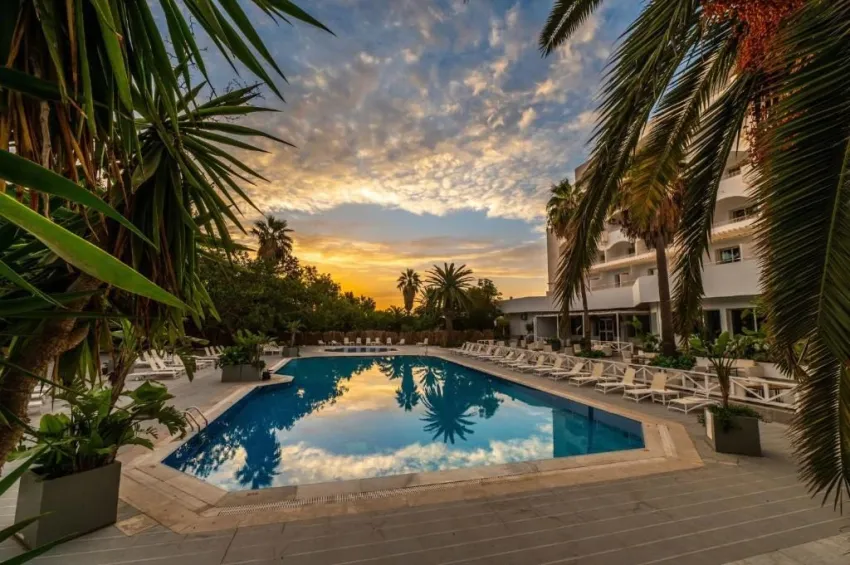 GOLDEN TULIP PRESIDENT HAMMAMET  4*-8