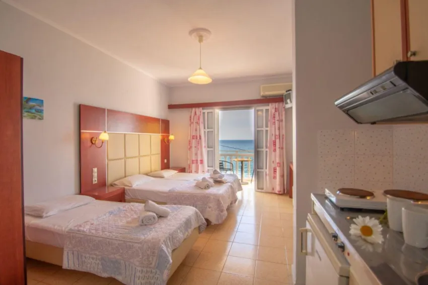 Agoulos Beach Hotel 3*-7