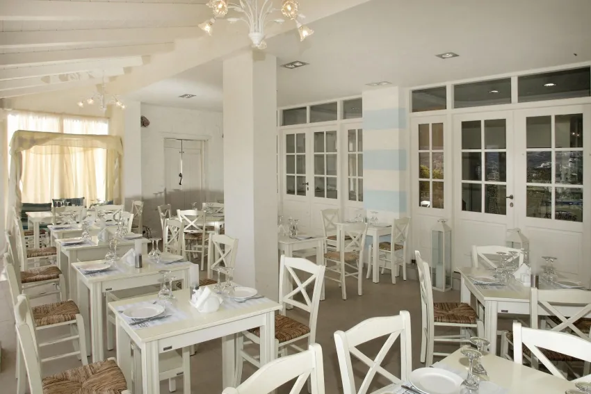 Eva Mare Hotel and Suites 3*-5