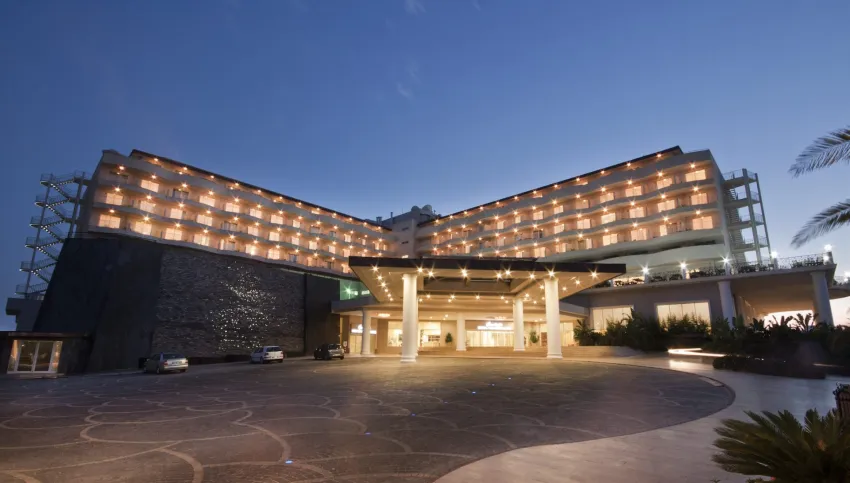 Starlight Resort Hotel 5*-7