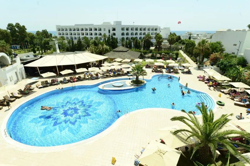 Royal Nozha Beach 4*-7