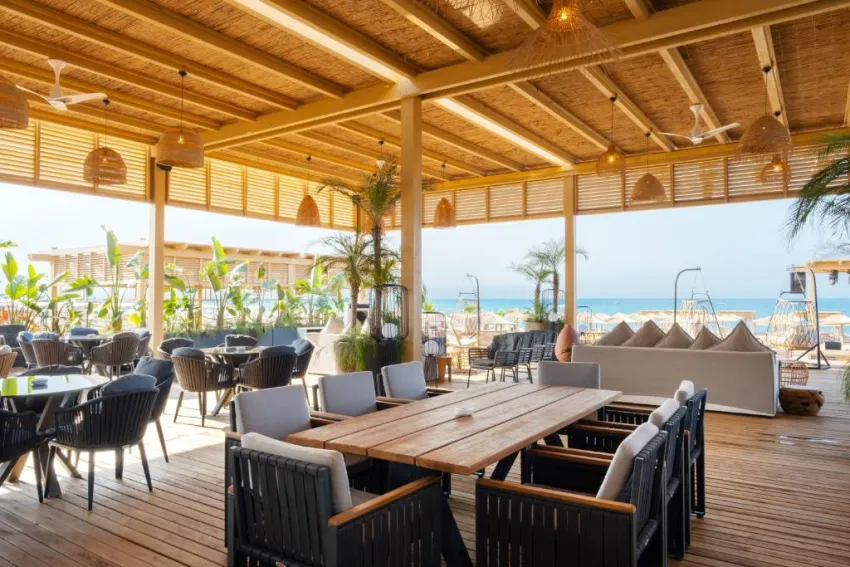 LIU RESORTS  5*-22