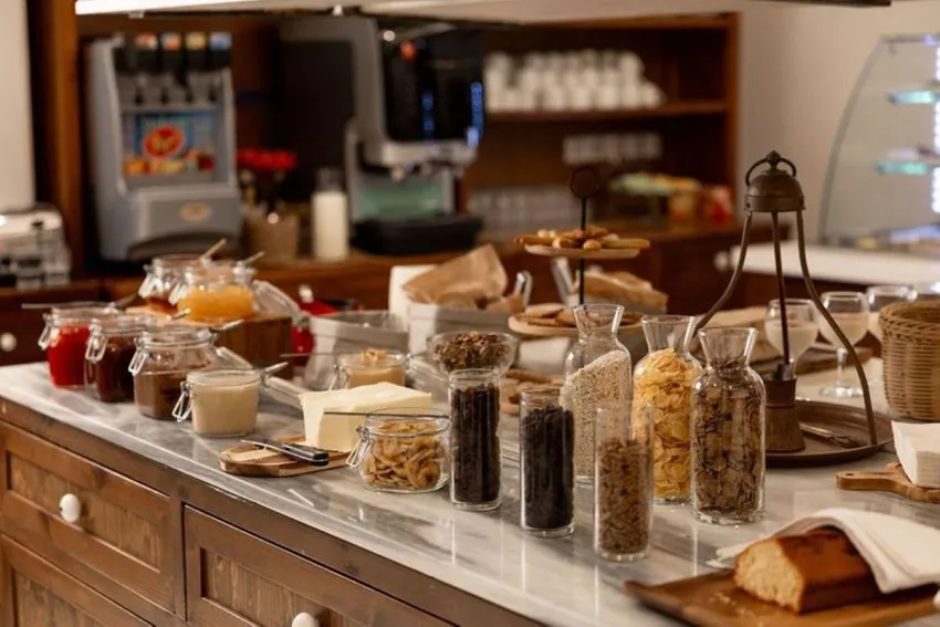 Nami Hotel & Suites 4*-68