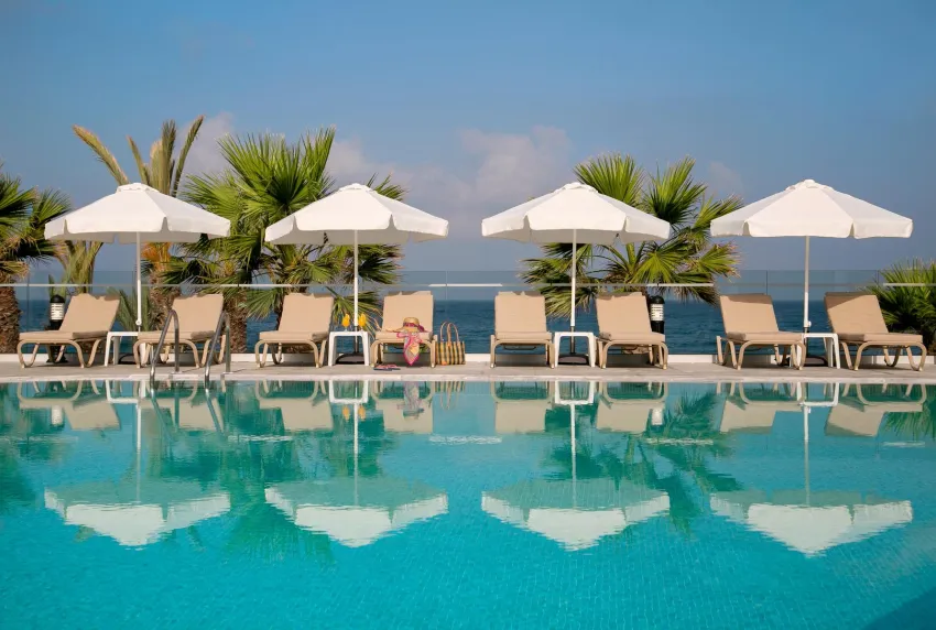 Louis Paphos Breeze 4*-22