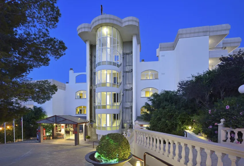 Lunamar Palmanova Apartments 3*-5