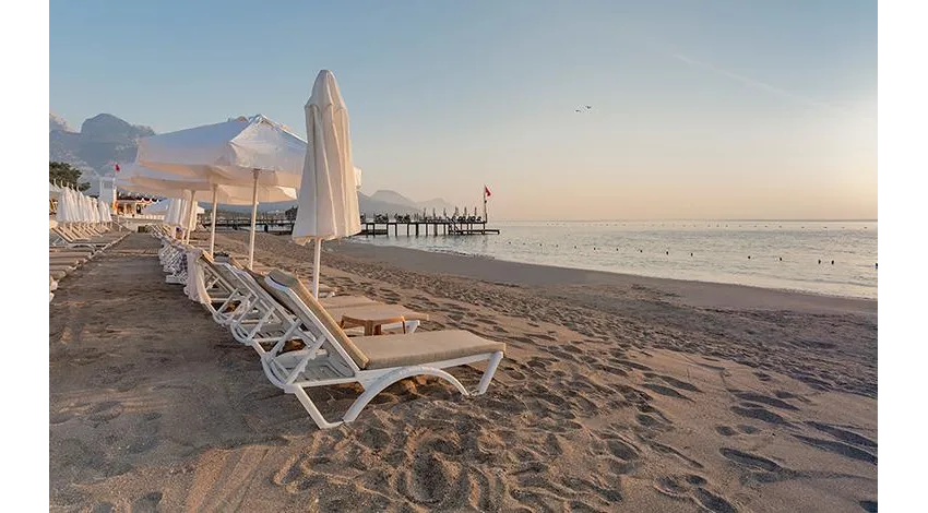CRYSTAL FLORA BEACH RESORT & SPA  5*-5