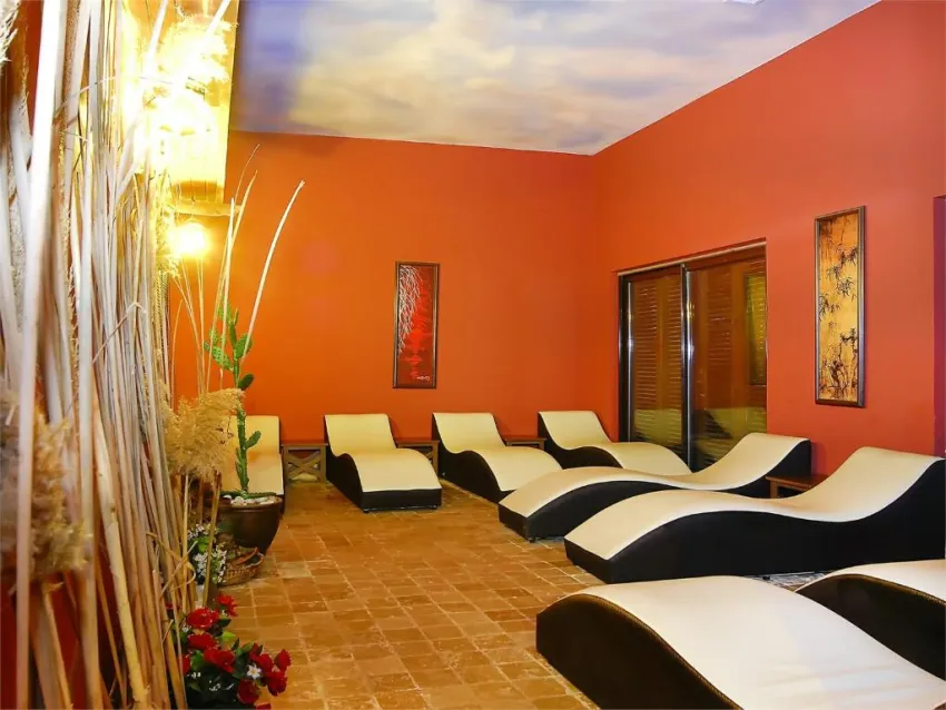 SIAM ELEGANCE HOTELS & SPA  5*-12