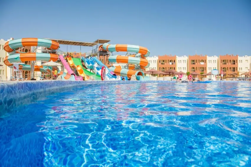 SUNRISE ROYAL MAKADI RESORT  5*-5